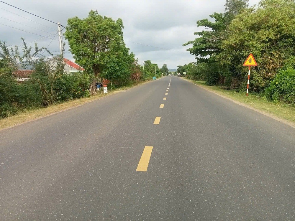Dất Mặt Tiền Quốc Lộ25 Eacharang
